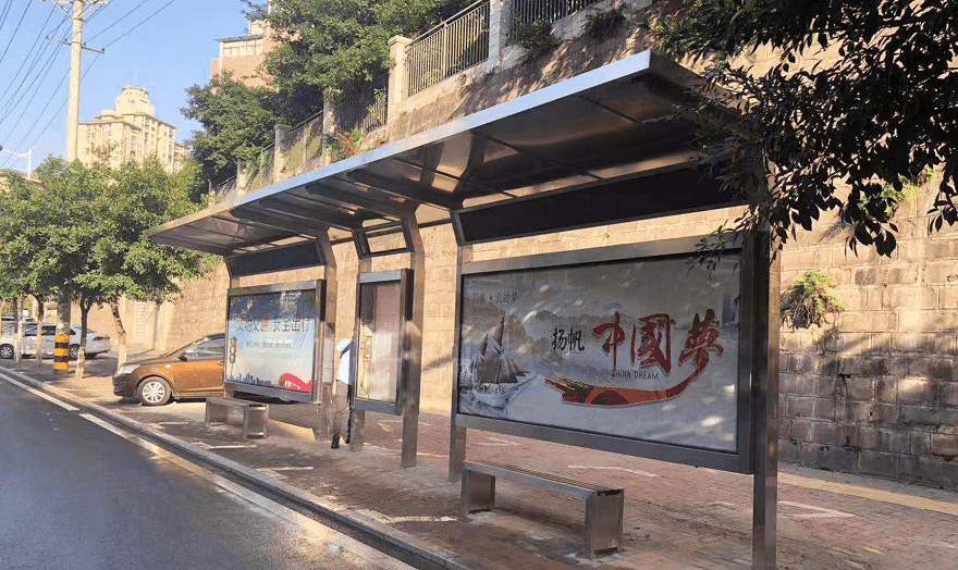 重庆市潼南区公交站台项目之四车道完工