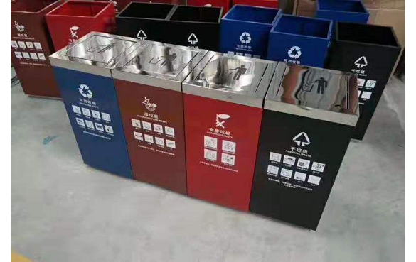 分类垃圾果皮箱